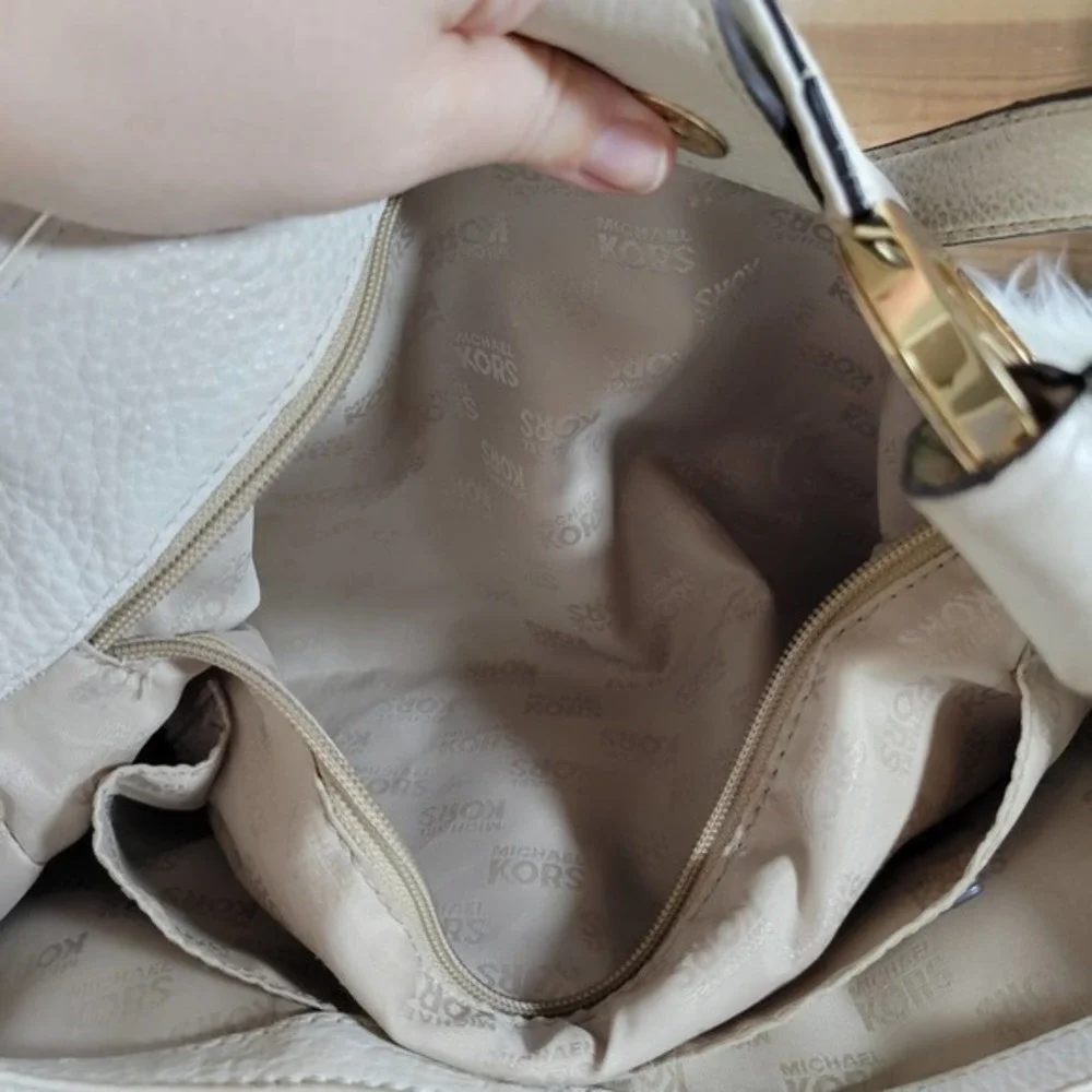 Michael Kors Large Cream East West Fulton Tote
